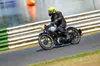 Vintage-motorcycle-club;eventdigitalimages;mallory-park;mallory-park-trackday-photographs;no-limits-trackdays;peter-wileman-photography;trackday-digital-images;trackday-photos;vmcc-festival-1000-bikes-photographs